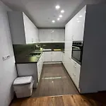 Διαμέρισμα Porec, Tolle 3 Zi-whg, Sehr Zentral, Zustand! Mit Internet Und W-lan!