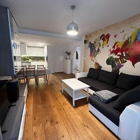 Porec, Tolle 3 Zi-whg, Sehr Zentral, Zustand! Mit Internet Und W-lan! * Poreč