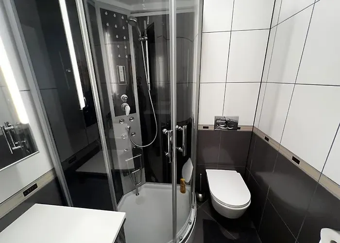 Porec, Tolle 3 Zi-whg, Sehr Zentral, Zustand! Mit Internet Und W-lan! Apartament Poreč