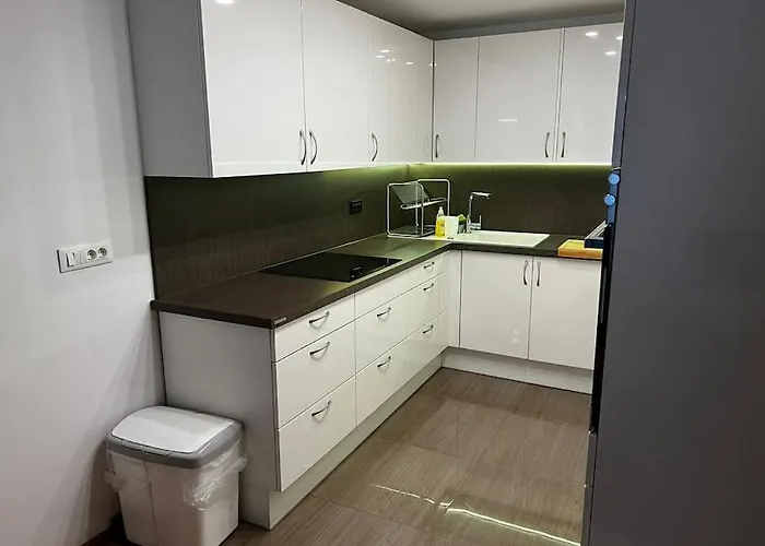 Apartament Porec, Tolle 3 Zi-whg, Sehr Zentral, Zustand! Mit Internet Und W-lan! Poreč