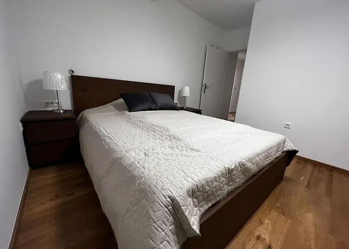 Apartman Porec, Tolle 3 Zi-whg, Sehr Zentral, Zustand! Mit Internet Und W-lan! *